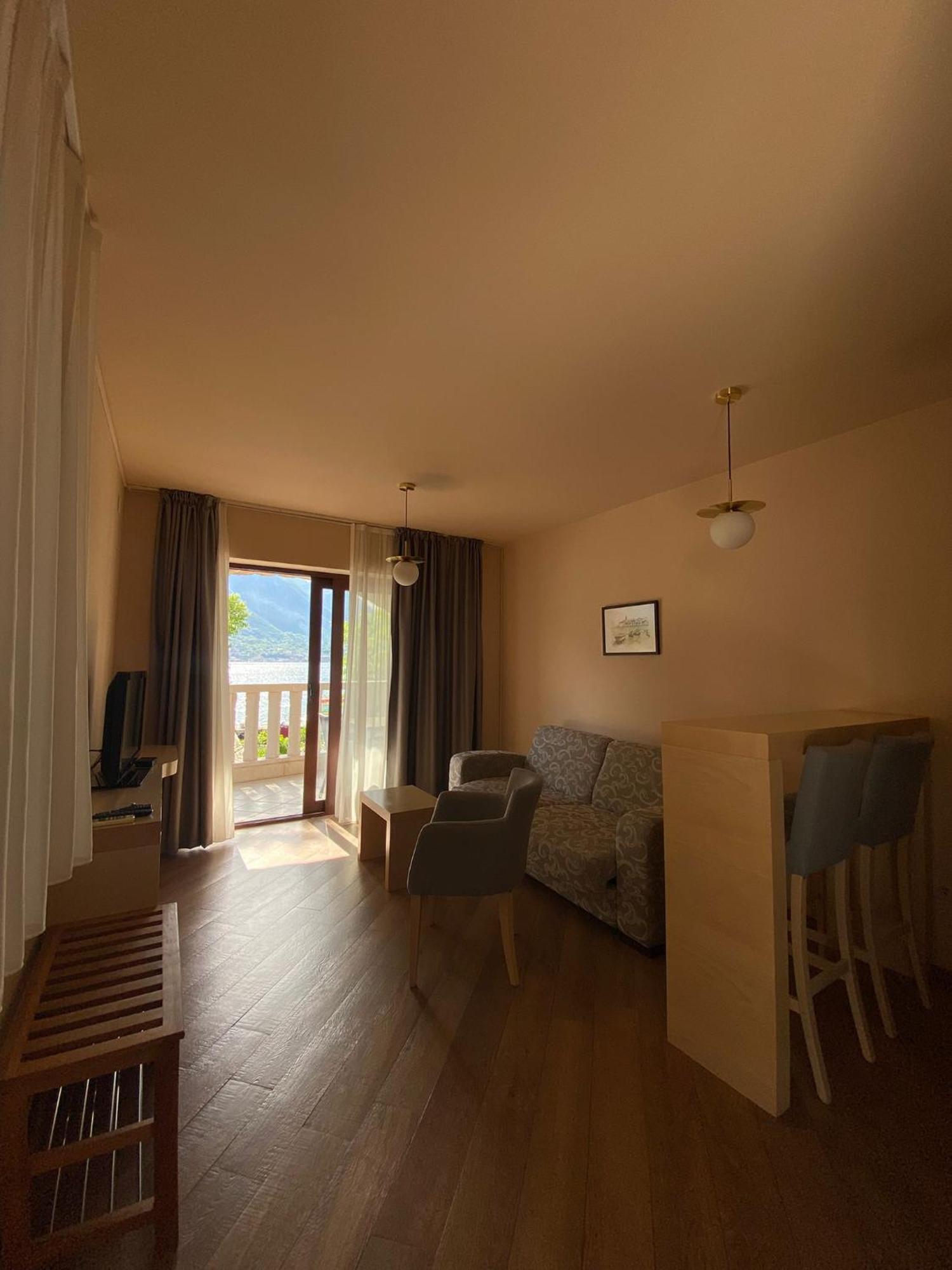 Apartments Bella Di Mare Kotor Exterior photo
