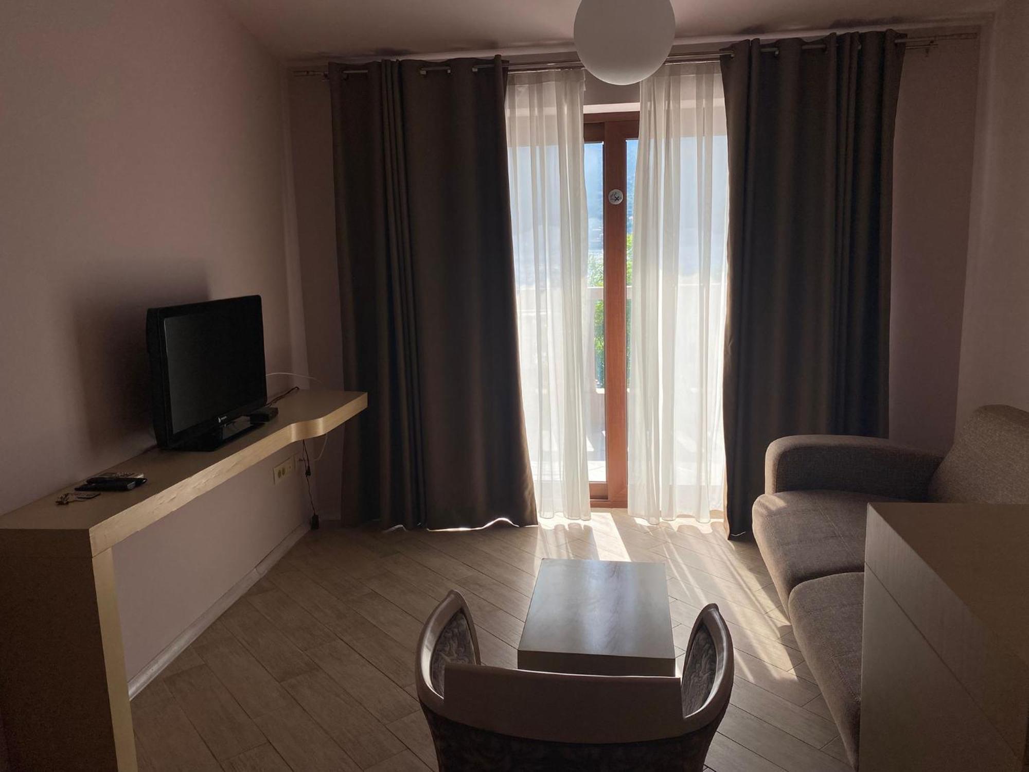 Apartments Bella Di Mare Kotor Exterior photo
