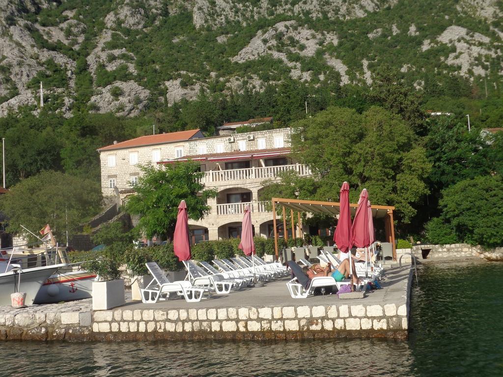 Apartments Bella Di Mare Kotor Exterior photo